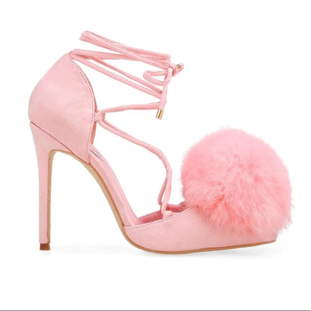 Suede pink puff ball pump